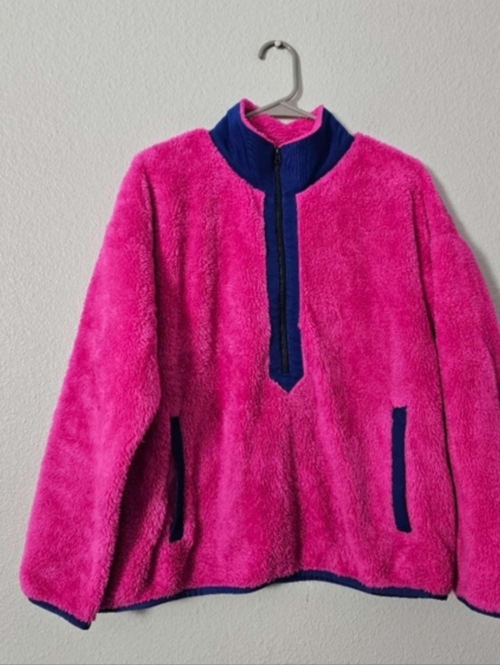 J. Crew  Hot Pink Fleece Pullover with Navy Trim Sz M